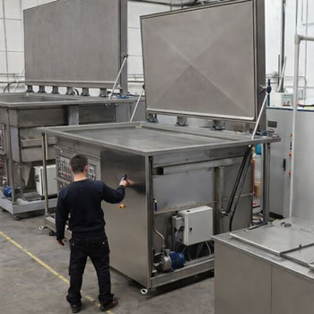 Ultrazvučno čišćenje delova